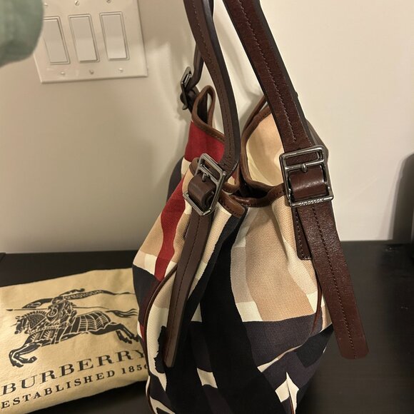 BURBERRY Mega Nova Check Large Canvas and Leather Handbag Cinch Shopper Tote - Picture 4 of 12